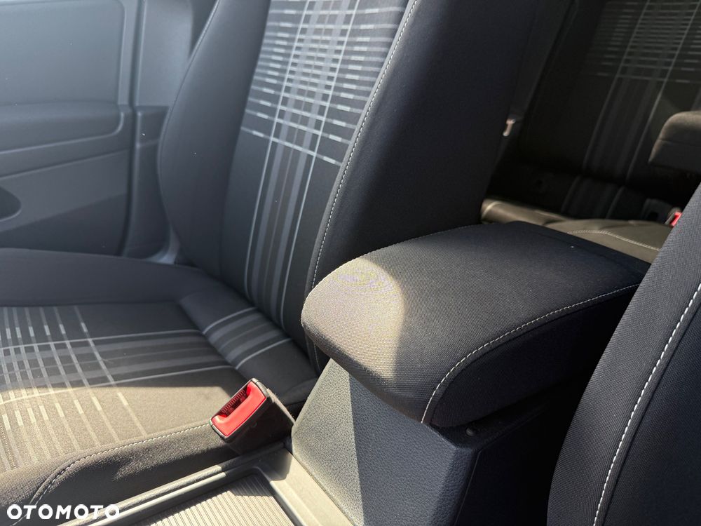Volkswagen Golf 1.6 TDI BlueMotion Technology Lounge - 28