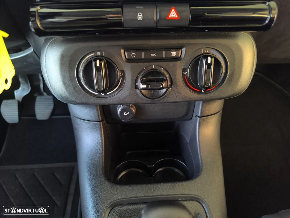 Citroën C3 1.2 PureTech Feel - 19