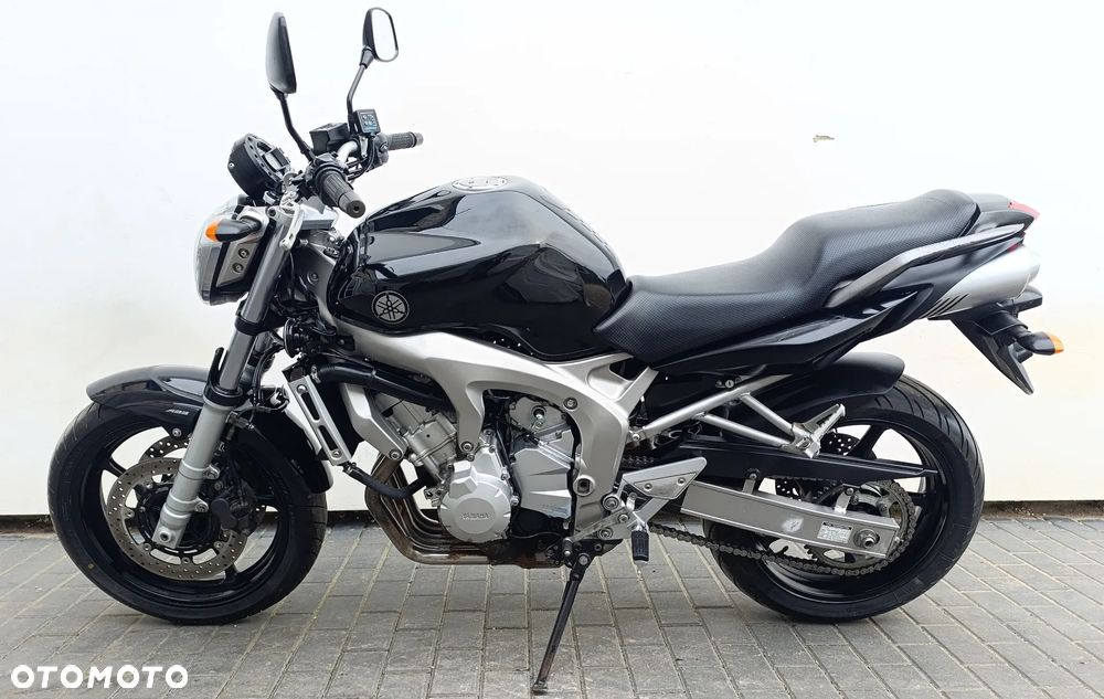 Yamaha FZ6 - 4