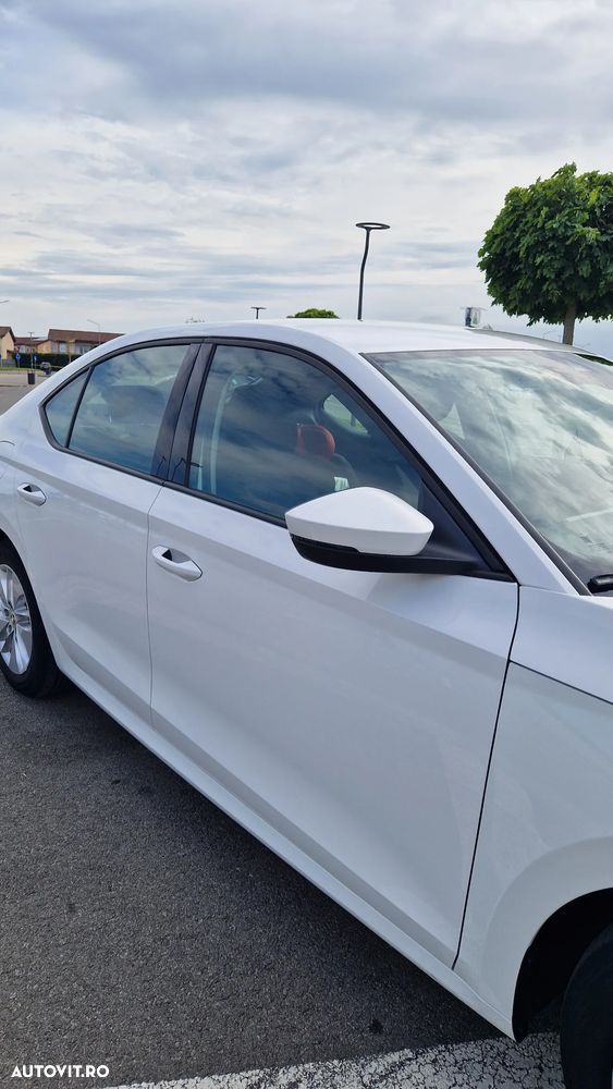 Skoda Octavia 2.0 TDI Style - 8
