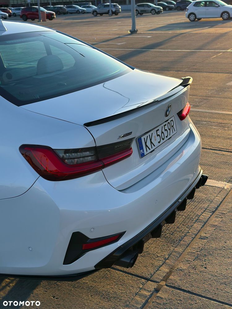 BMW Seria 3 330i xDrive M Sport - 14