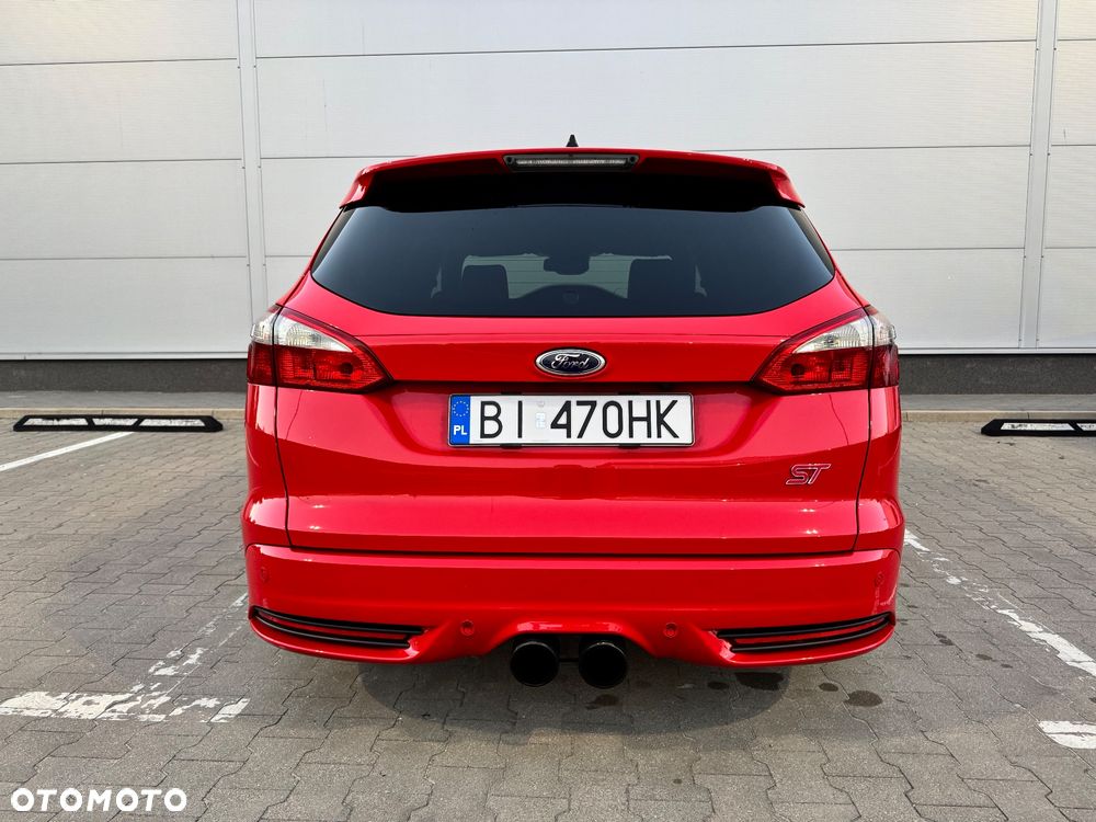 Ford Focus ST - 9