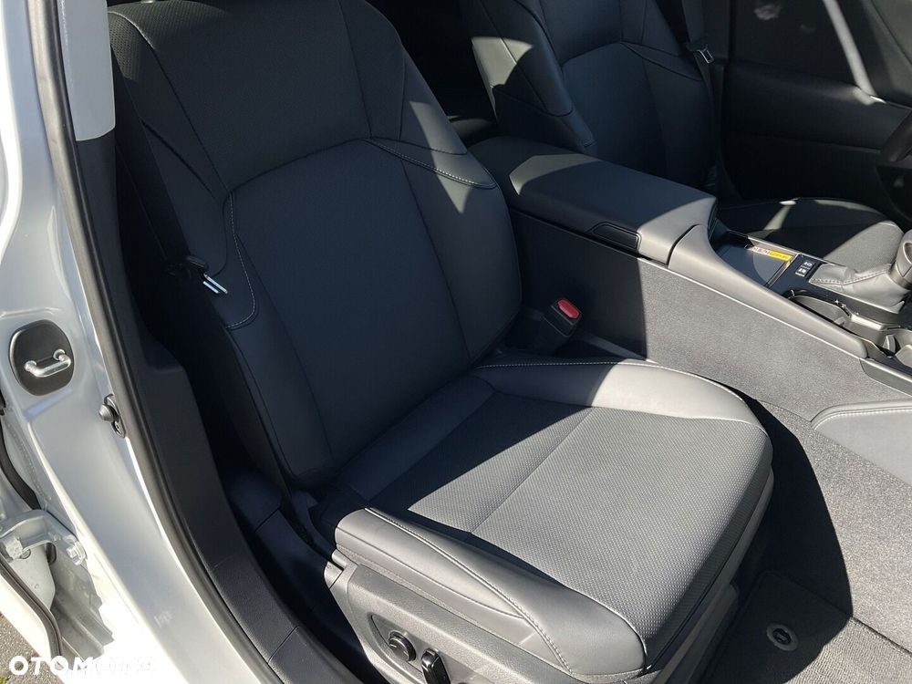 Lexus ES 300h Business Edition - 13