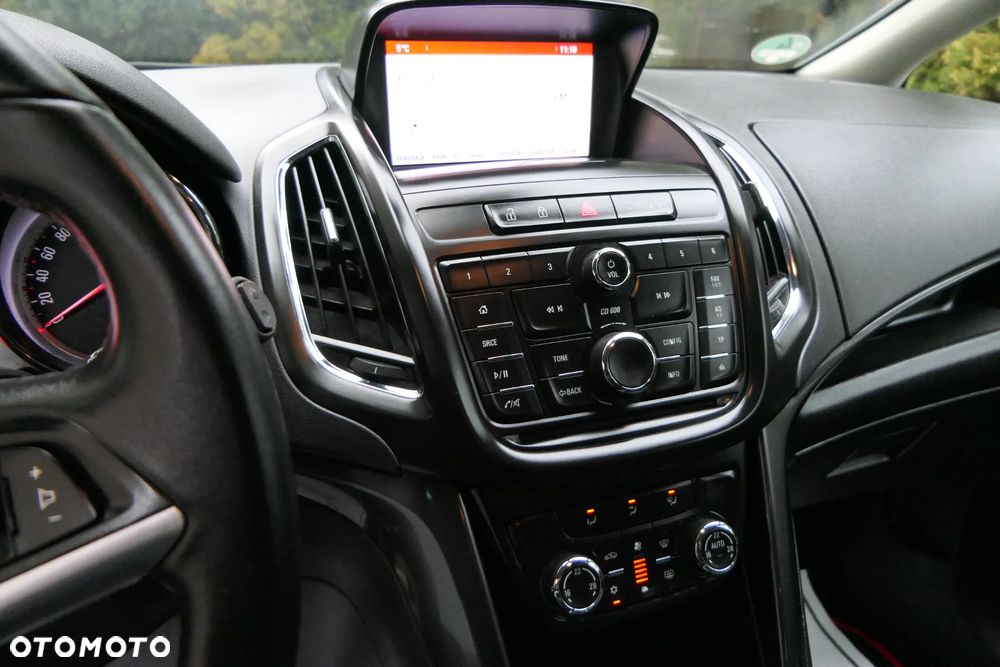 Opel Zafira Tourer 1.4 Turbo Edition - 25