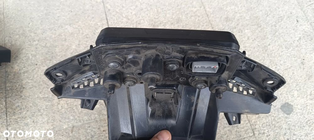 HONDA CB500 X LAMPA PRZÓD REFLEKTOR CZASZA OWIEWKA STELAŻ LICZNIK ZEGARY2021 - 25