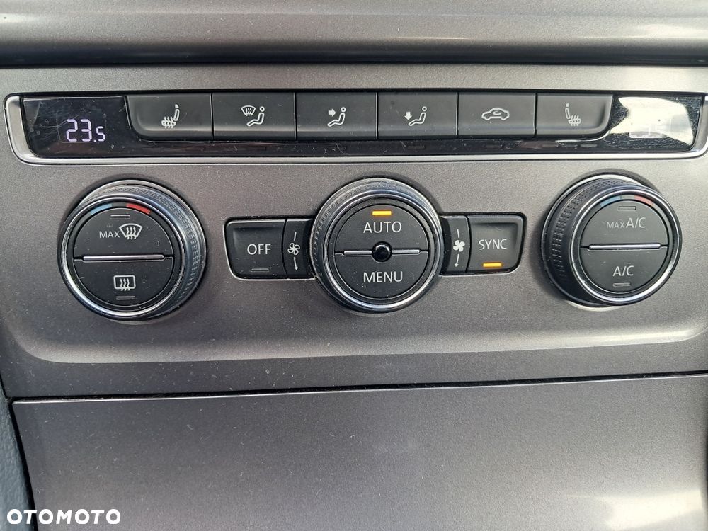 Volkswagen Golf - 7
