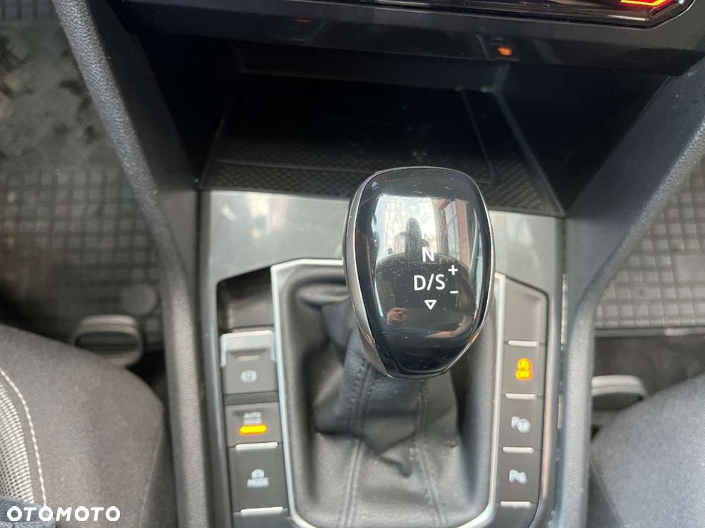 Volkswagen Tiguan 2.0 TDI SCR DSG ACTIVE - 18