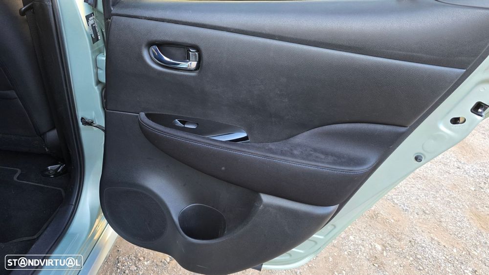 Nissan Leaf N-Connecta - 44
