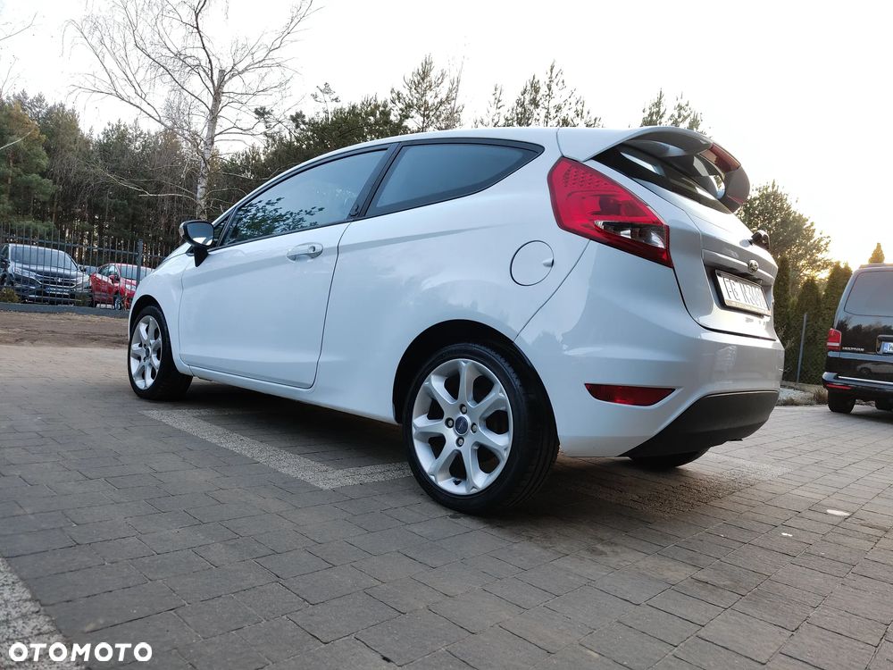 Ford Fiesta 1.25 Champions Edition - 5