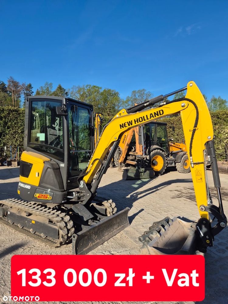 New Holland E25D - 1