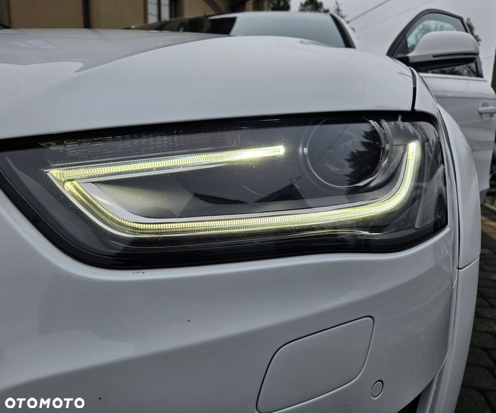 Audi A4 Allroad 2.0 TDI Quattro - 30