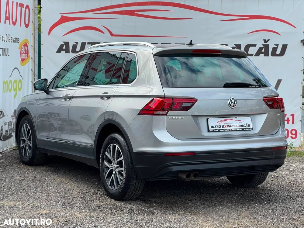 Volkswagen Tiguan - 3