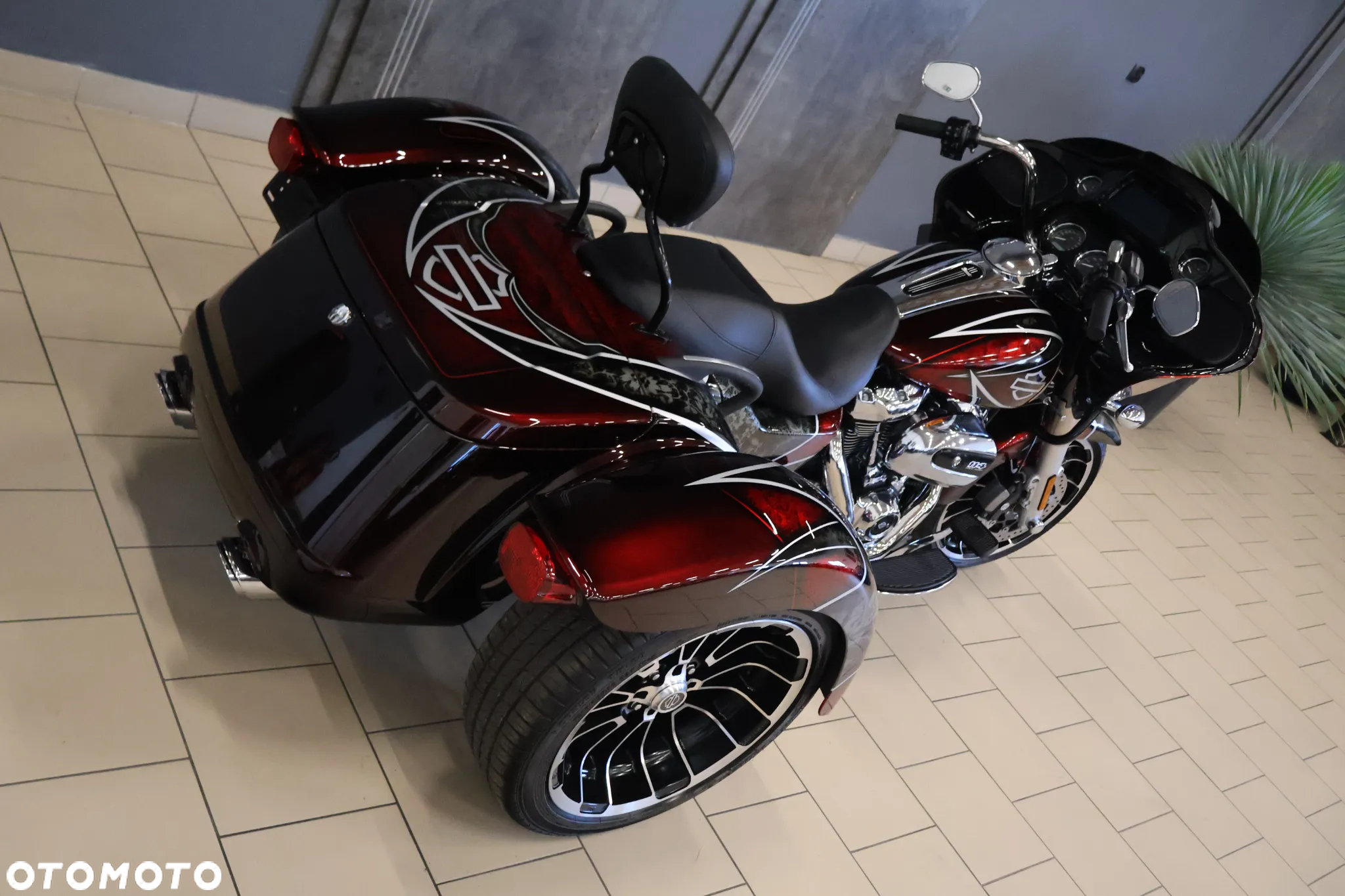 Harley-Davidson Touring Road Glide - 15