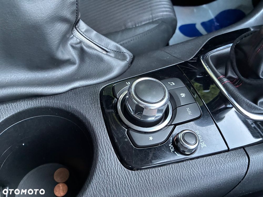 Mazda 3 - 13