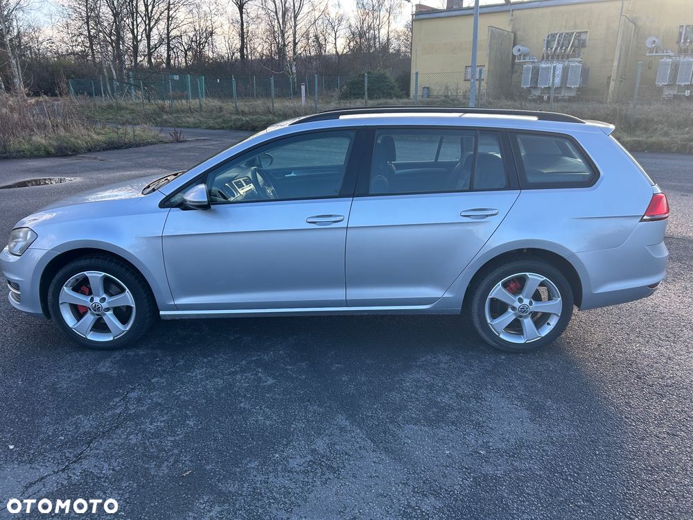 Volkswagen Golf - 10