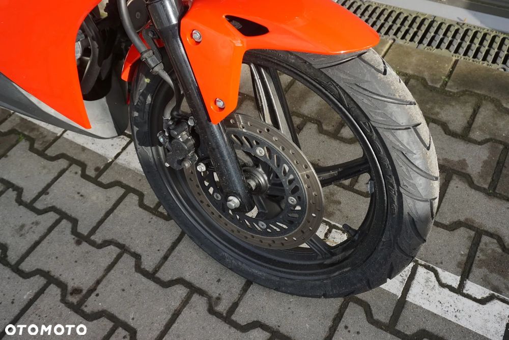 Honda CBR - 9