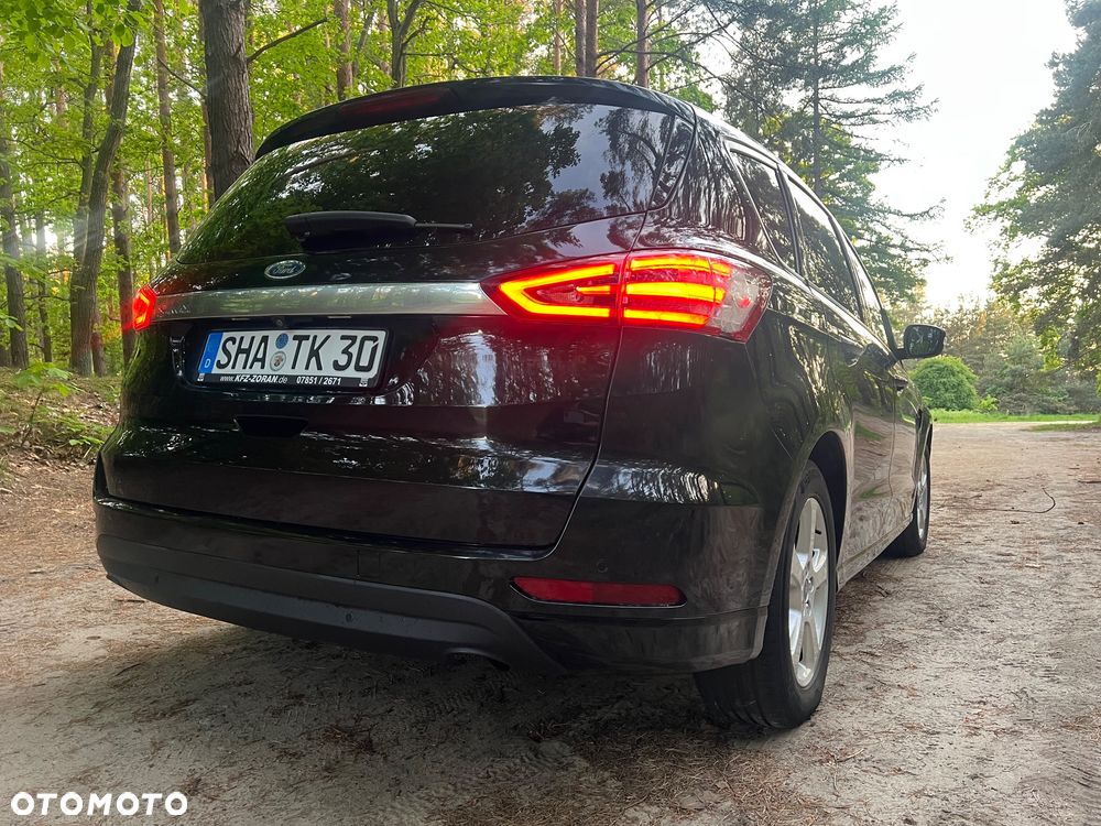 Ford S-Max 2.0 EcoBlue Titanium - 24