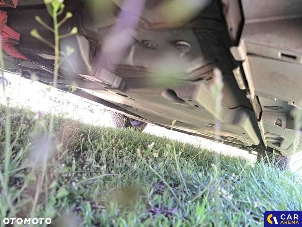 Toyota Camry - 18