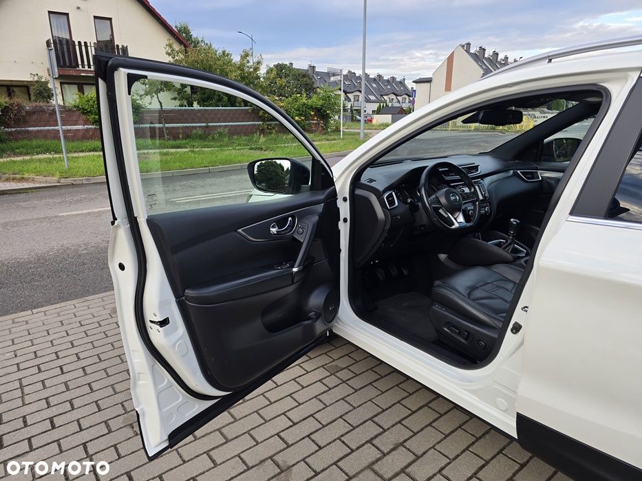 Nissan Qashqai 1.3 DIG-T Tekna - 30