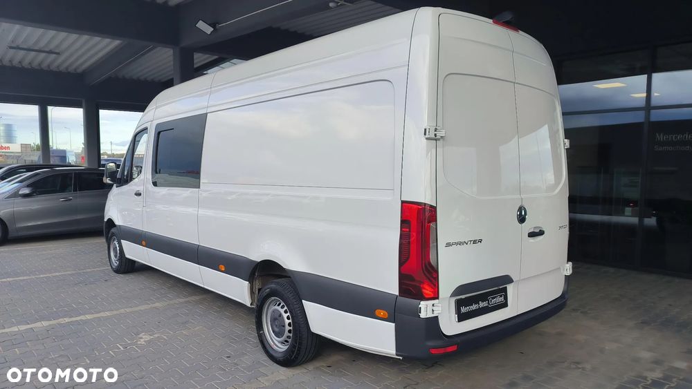 Mercedes-Benz Sprinter - 6