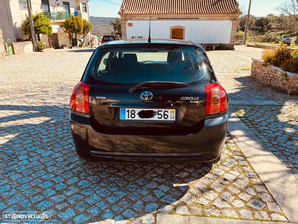 Toyota Corolla 1.4 D-4D - 3