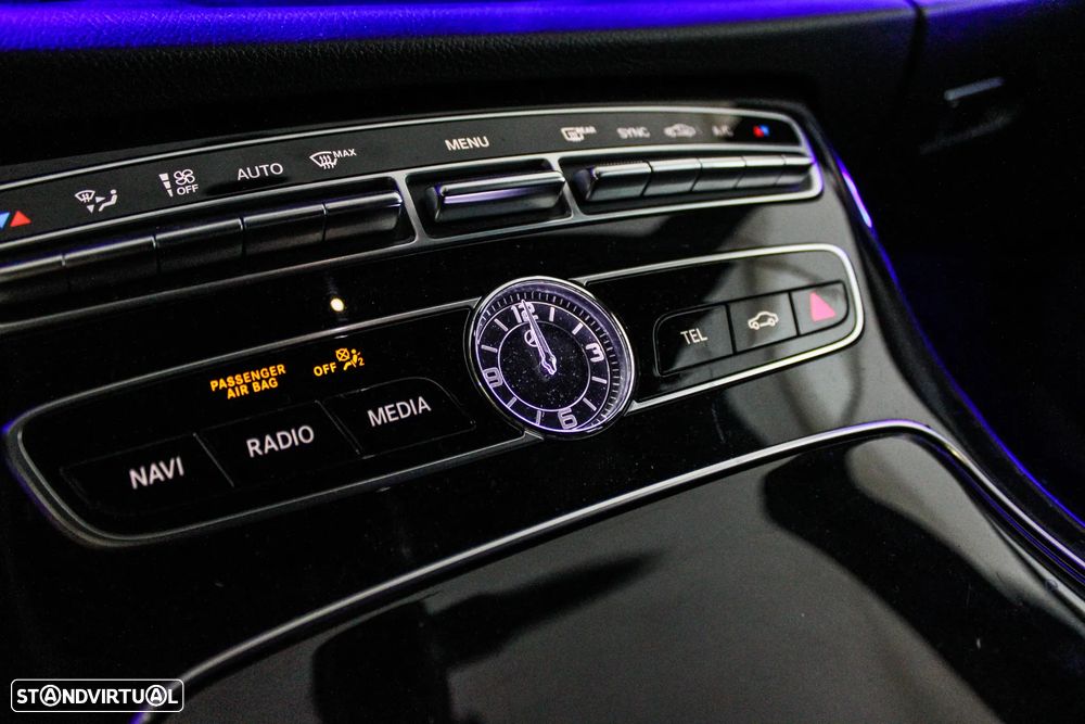 Mercedes-Benz E 220 d AMG - 14