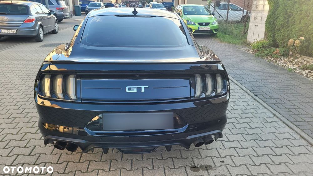 Ford Mustang - 5