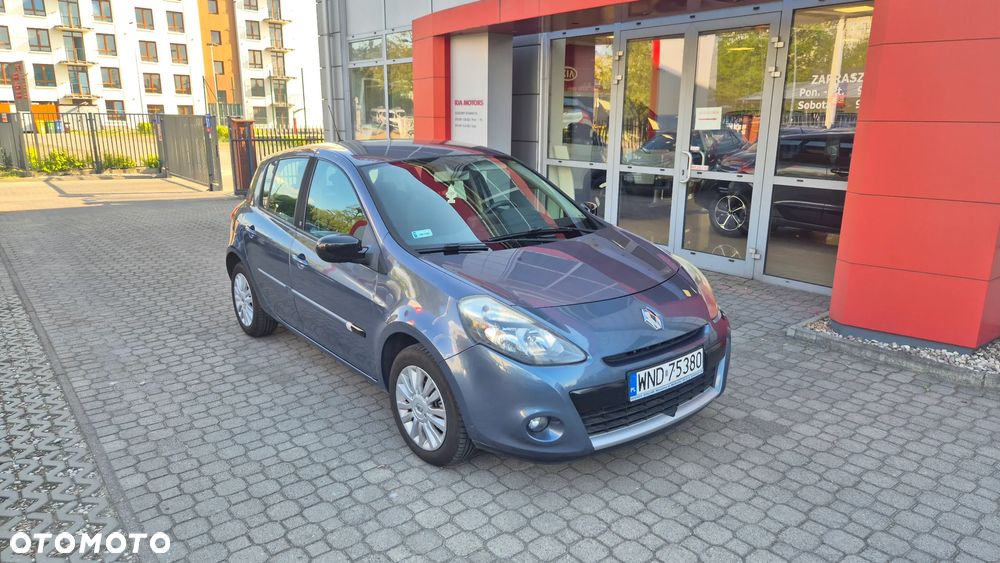 Renault Clio 1.2 16V TCE Dwudziestka - 1