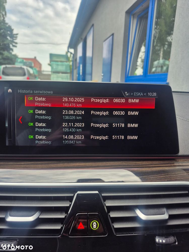 BMW Seria 5 540i xDrive GPF Luxury Line - 28