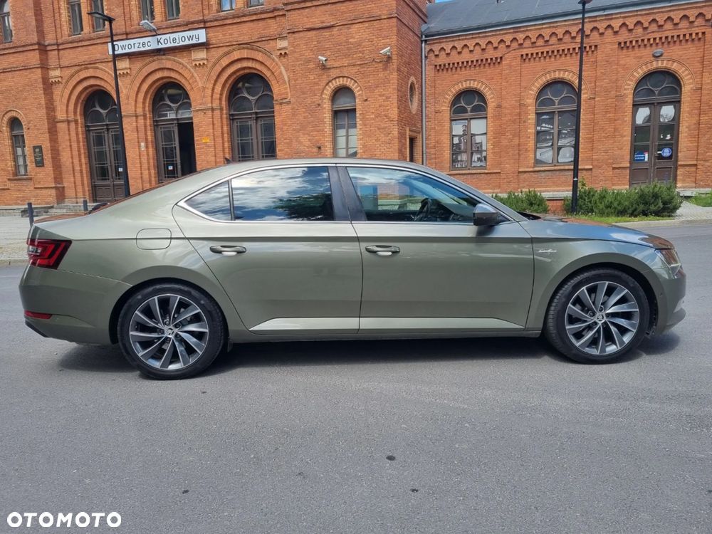 Skoda Superb 2.0 TSI L&K DSG - 11