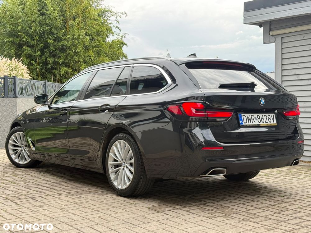 BMW Seria 5 518d Luxury Line sport - 4