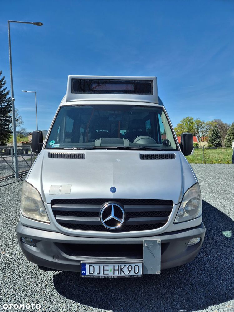 Mercedes-Benz Sprinter - 4