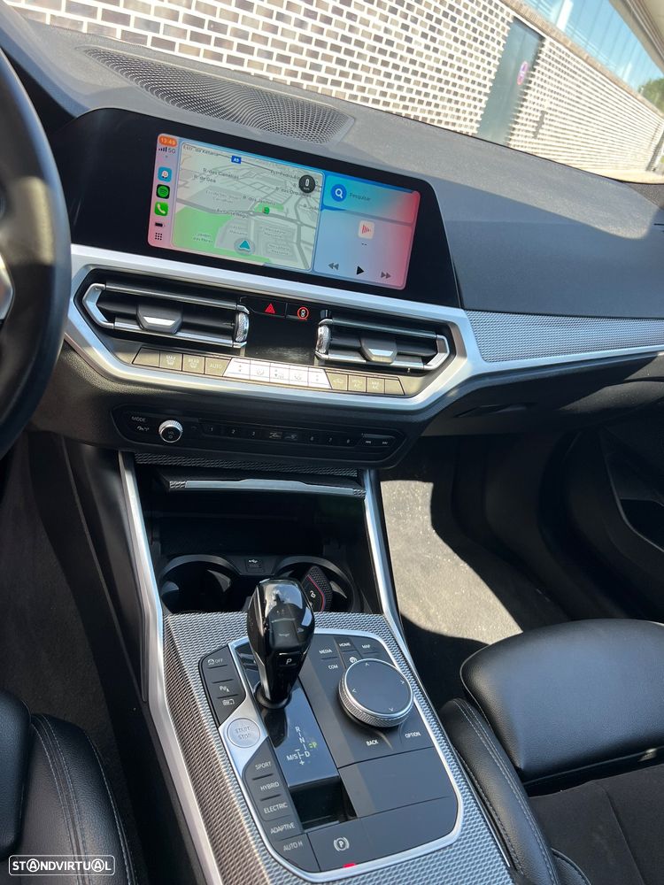 BMW 330 e Pack 50 anos M Auto - 15