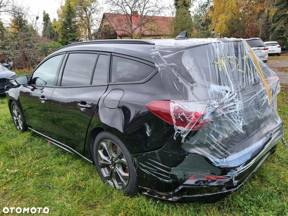 Ford Focus 1.5 EcoBlue Start-Stopp-System ST-LINE - 4