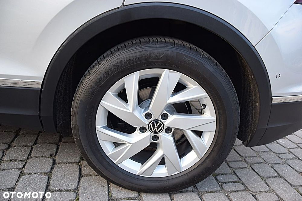 Volkswagen Tiguan 2.0 TDI SCR DSG R-Line - 31