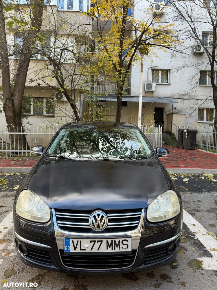 Volkswagen Jetta - 4