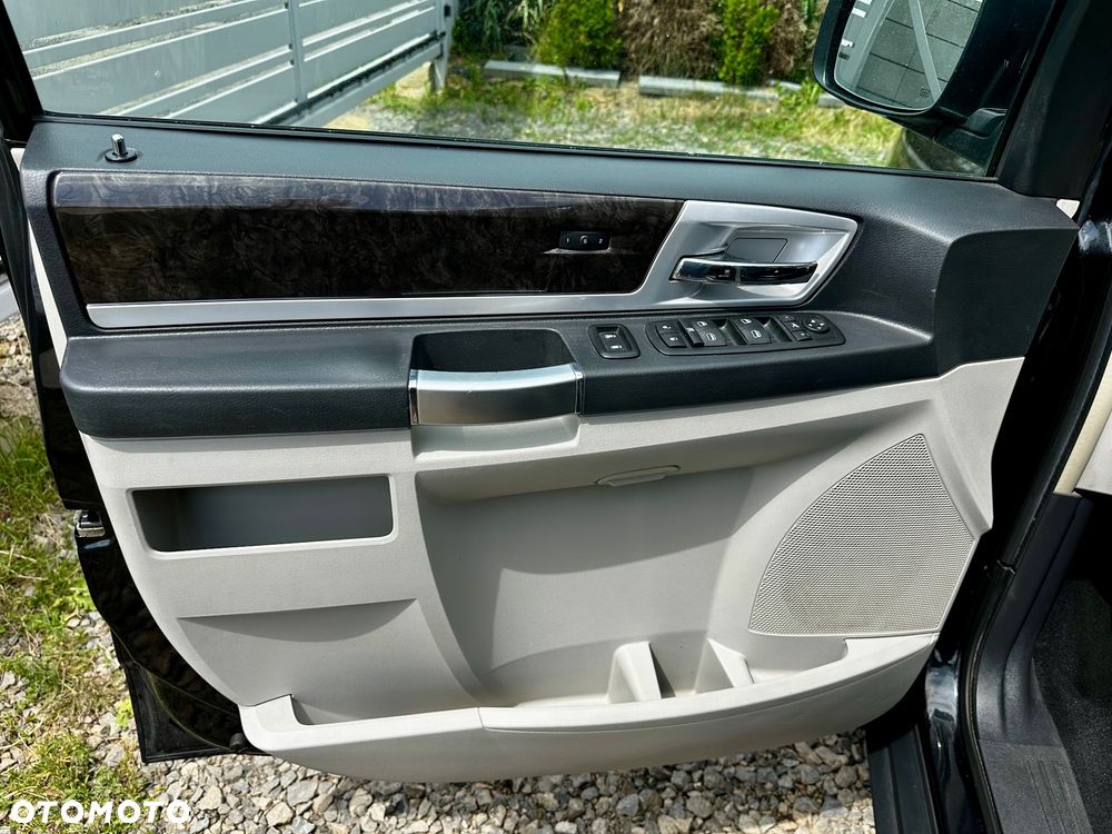 Chrysler Grand Voyager 3.8 V6 Limited - 34