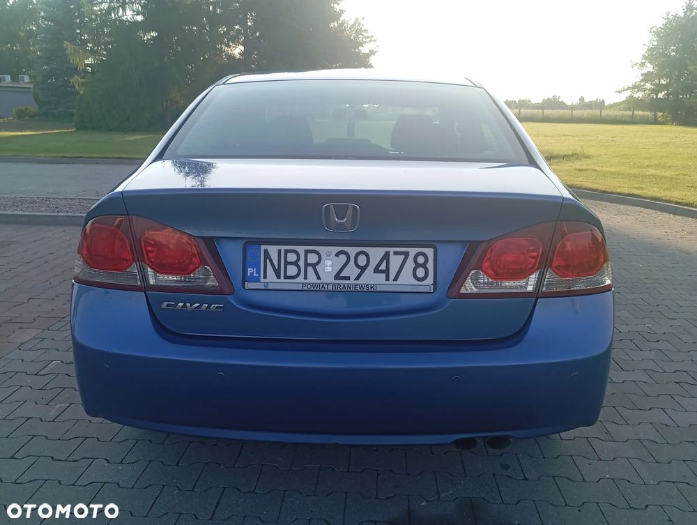 Honda Civic 1.8 Base - 5