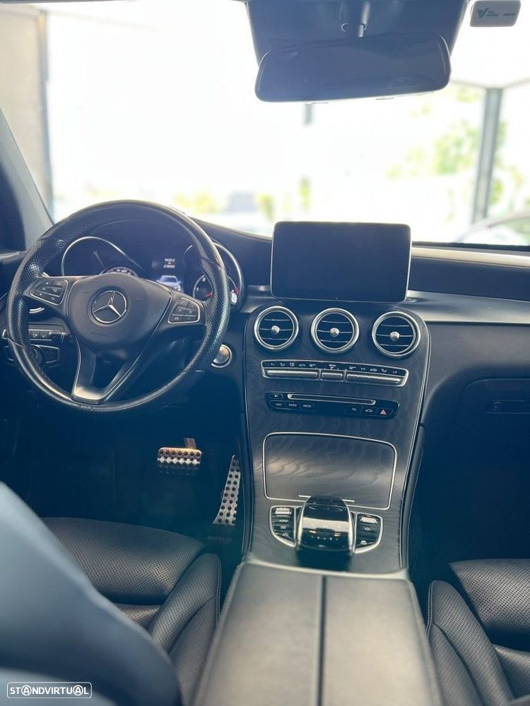 Mercedes-Benz GLC 250 d 4Matic 9G-TRONIC AMG Line - 13