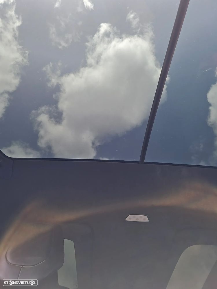 Tesla Model X 100D - 11