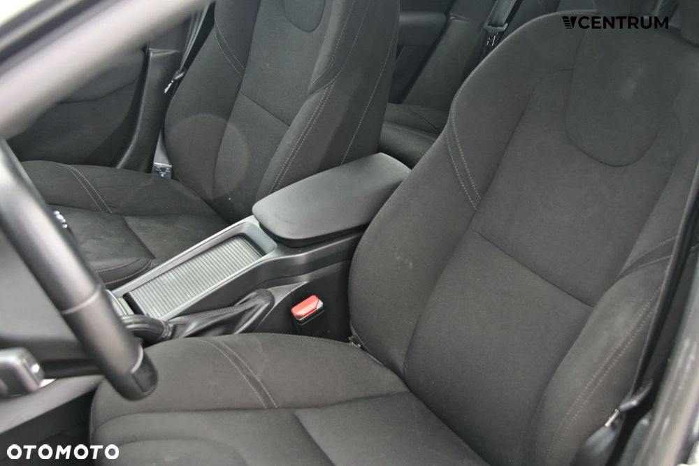 Volvo V40 D2 Drive-E Kinetic - 9