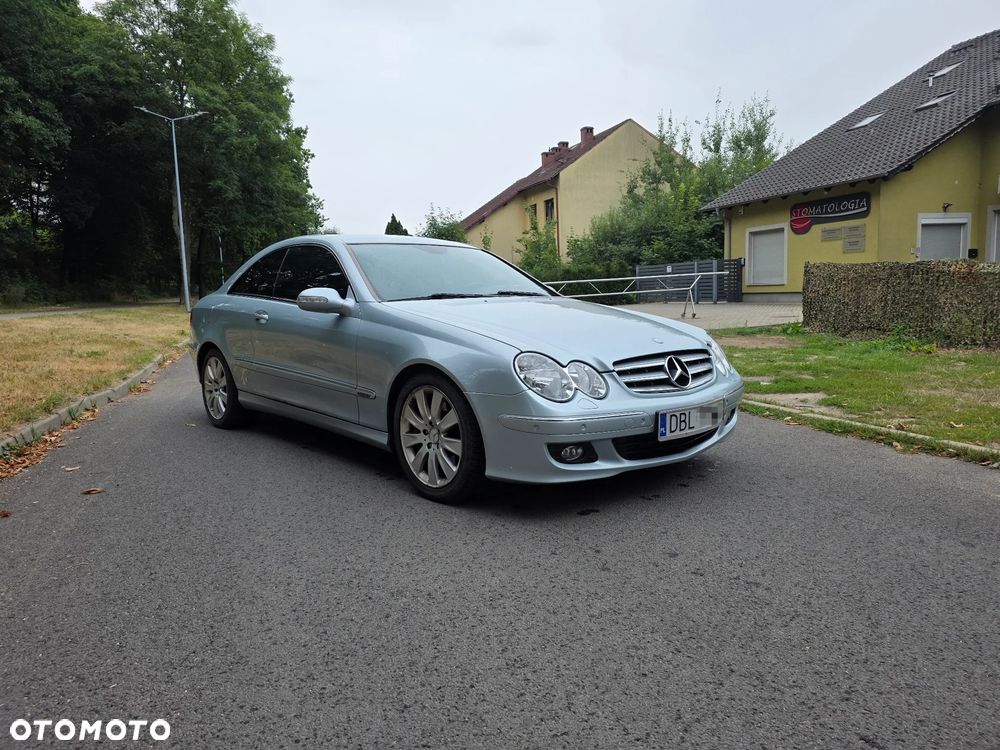 Mercedes-Benz CLK - 9