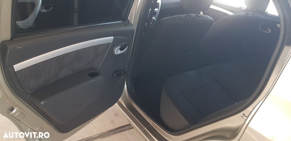 Dacia Logan 1.5 90CP Laureate - 18