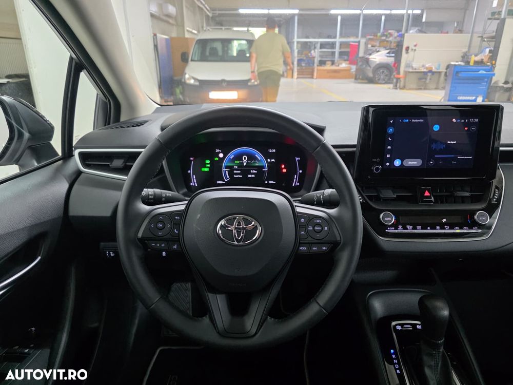 Toyota Corolla 1.8 HSD Eco - 8