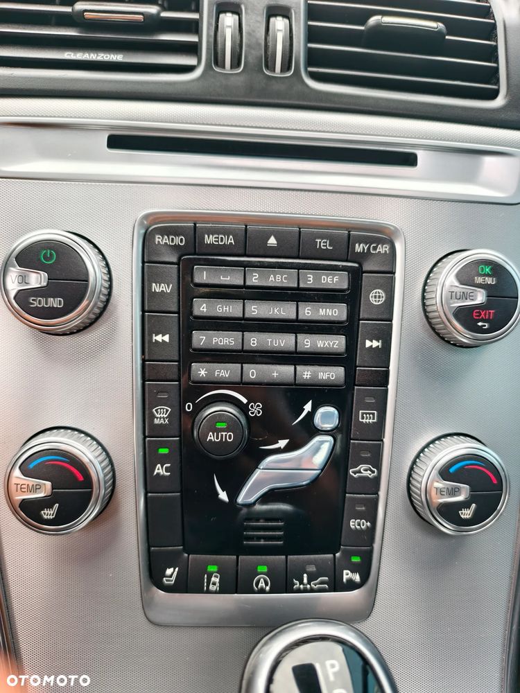 Volvo XC 60 D4 Geartronic Summum - 23