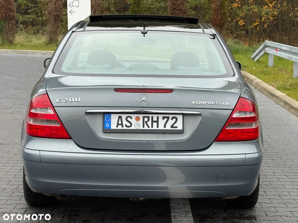 Mercedes-Benz Klasa E 200 Kompressor Elegance - 7