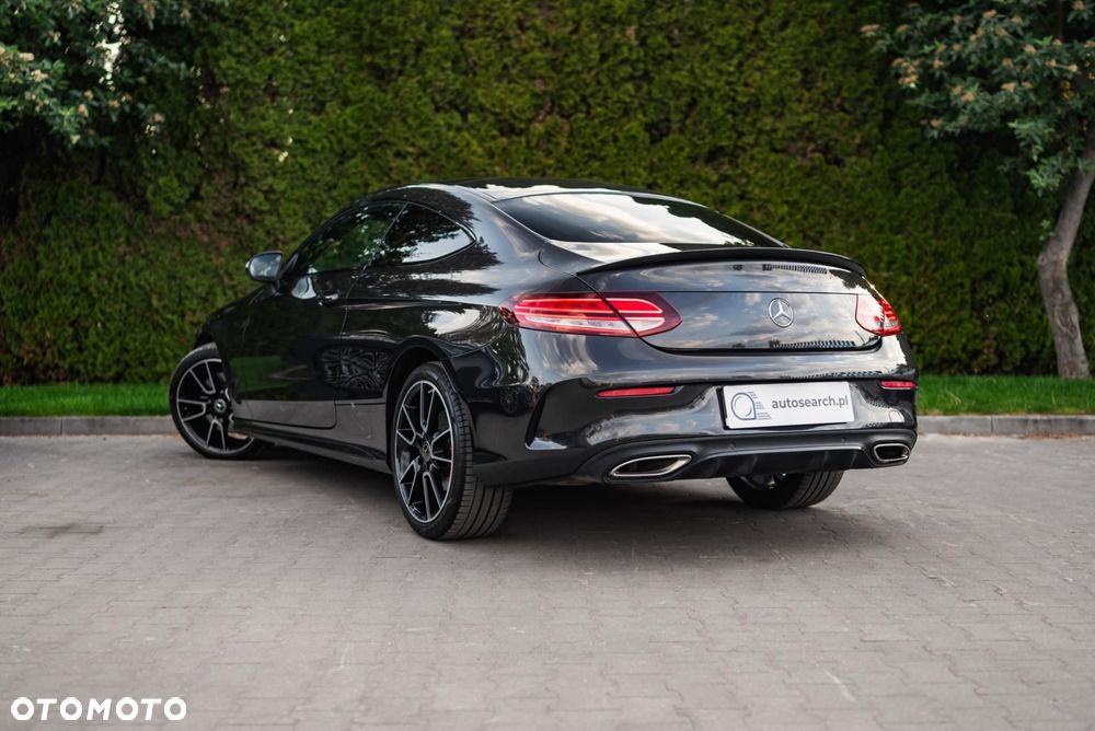 Mercedes-Benz Klasa C 300 9G-TRONIC AMG Line Plus - 7
