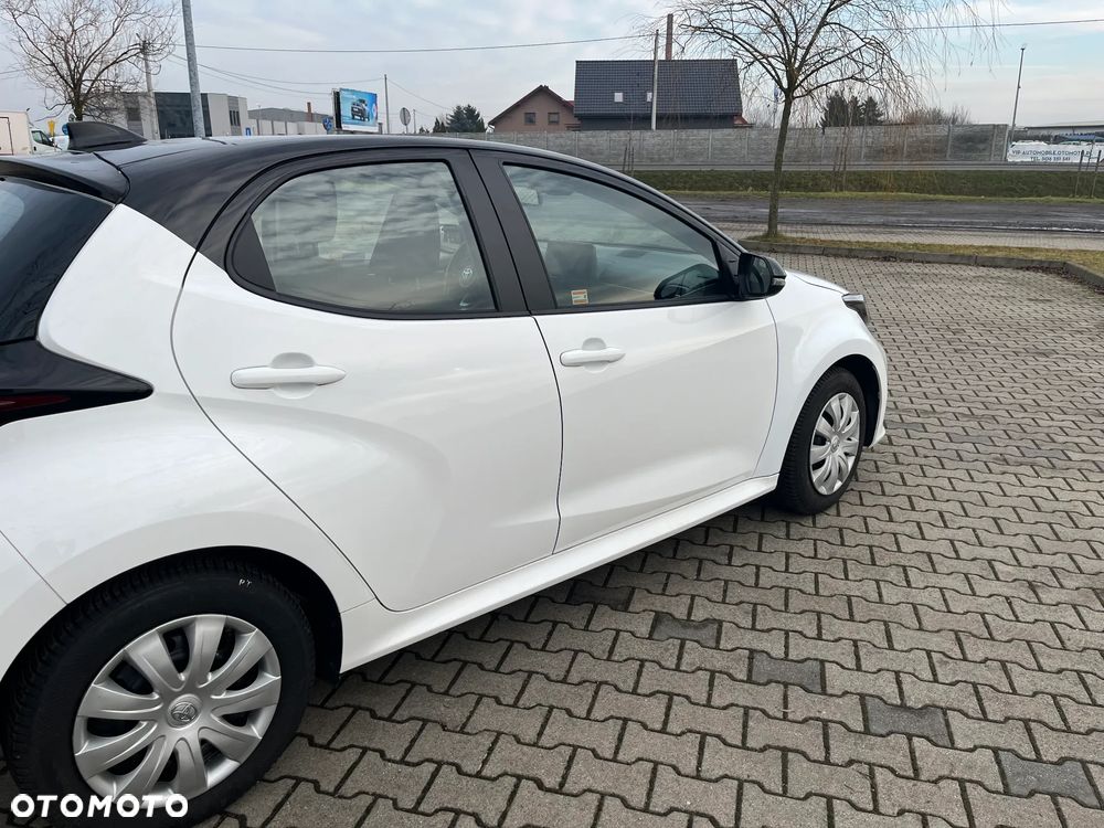 Toyota Yaris 1.5 Style - 11