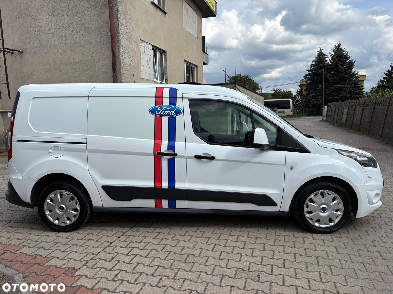 Ford TRANSIT CONNECT - 4
