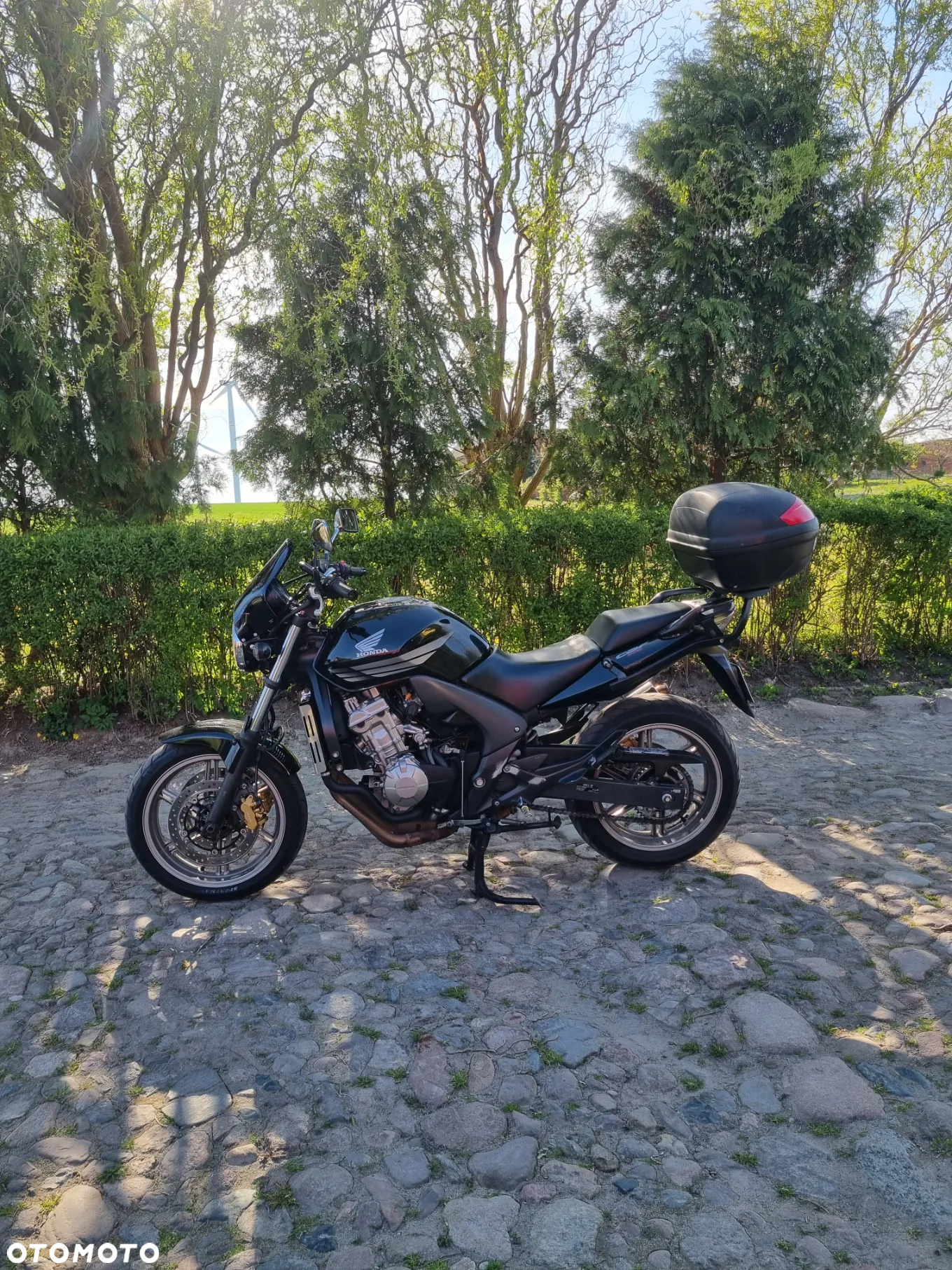 Honda CBF - 4